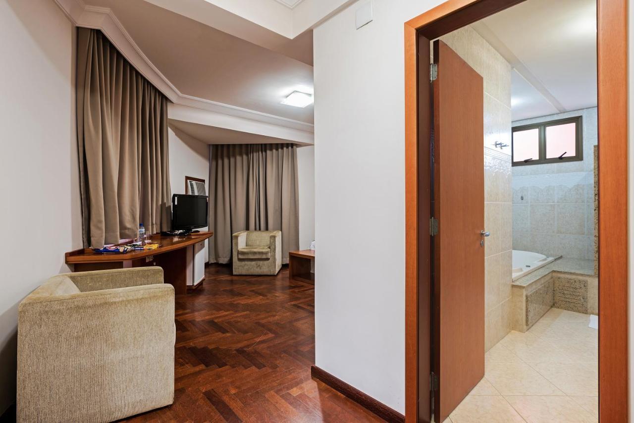 Hotel Astron Ponta Grossa Plaza By Nobile Exteriér fotografie